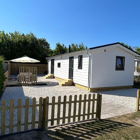 Breezy Beach Chalet Petten Exteriér fotografie