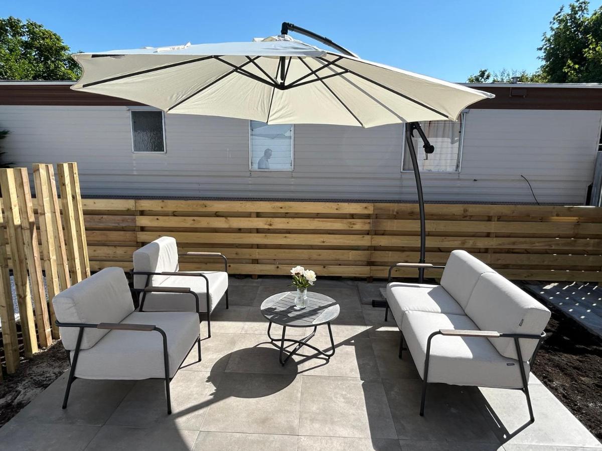 Breezy Beach Chalet Petten Exteriér fotografie