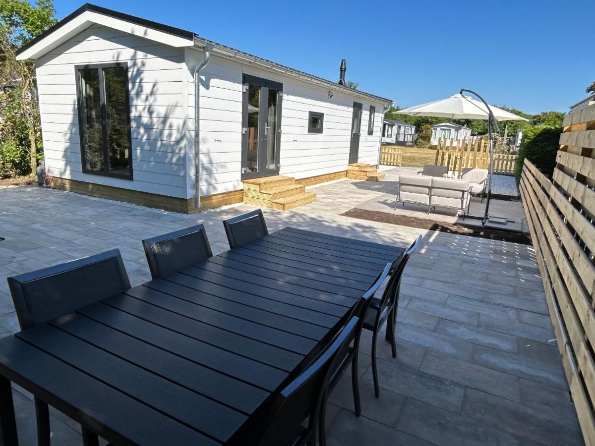Breezy Beach Chalet Petten Exteriér fotografie